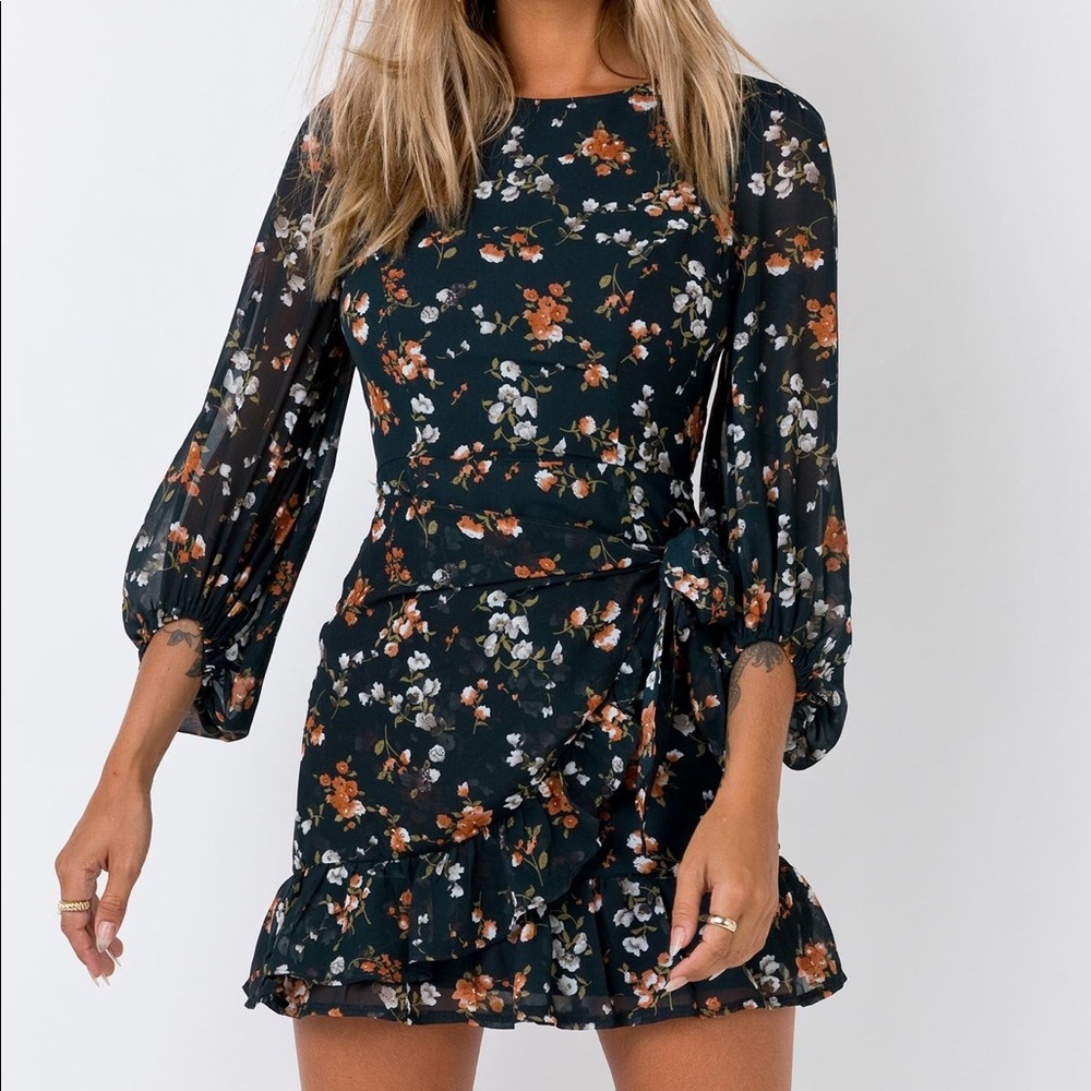 BNWT princess Polly Meral mini dress